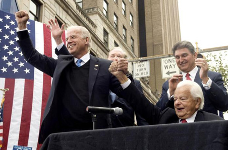 Joe Biden with KKK member Robert Byrd